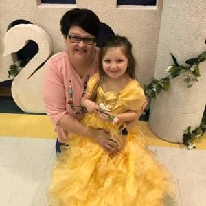 Meet your Posher, Jennifer